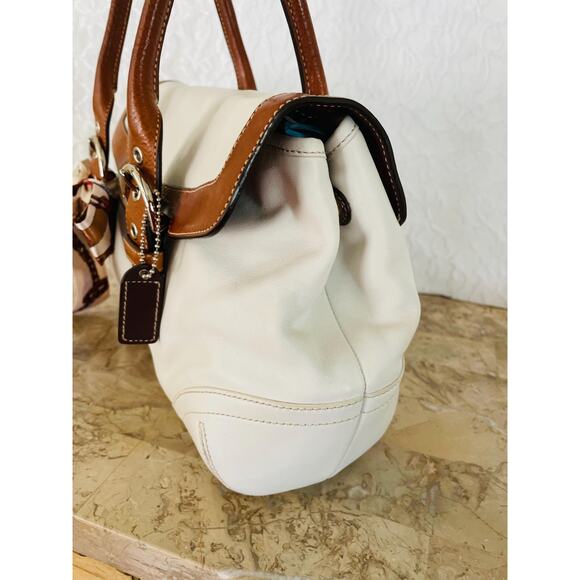 Coach Soho Hampton White/brown leather Flap Bag 9636 Satchel/Carryall - Picture 5 of 10